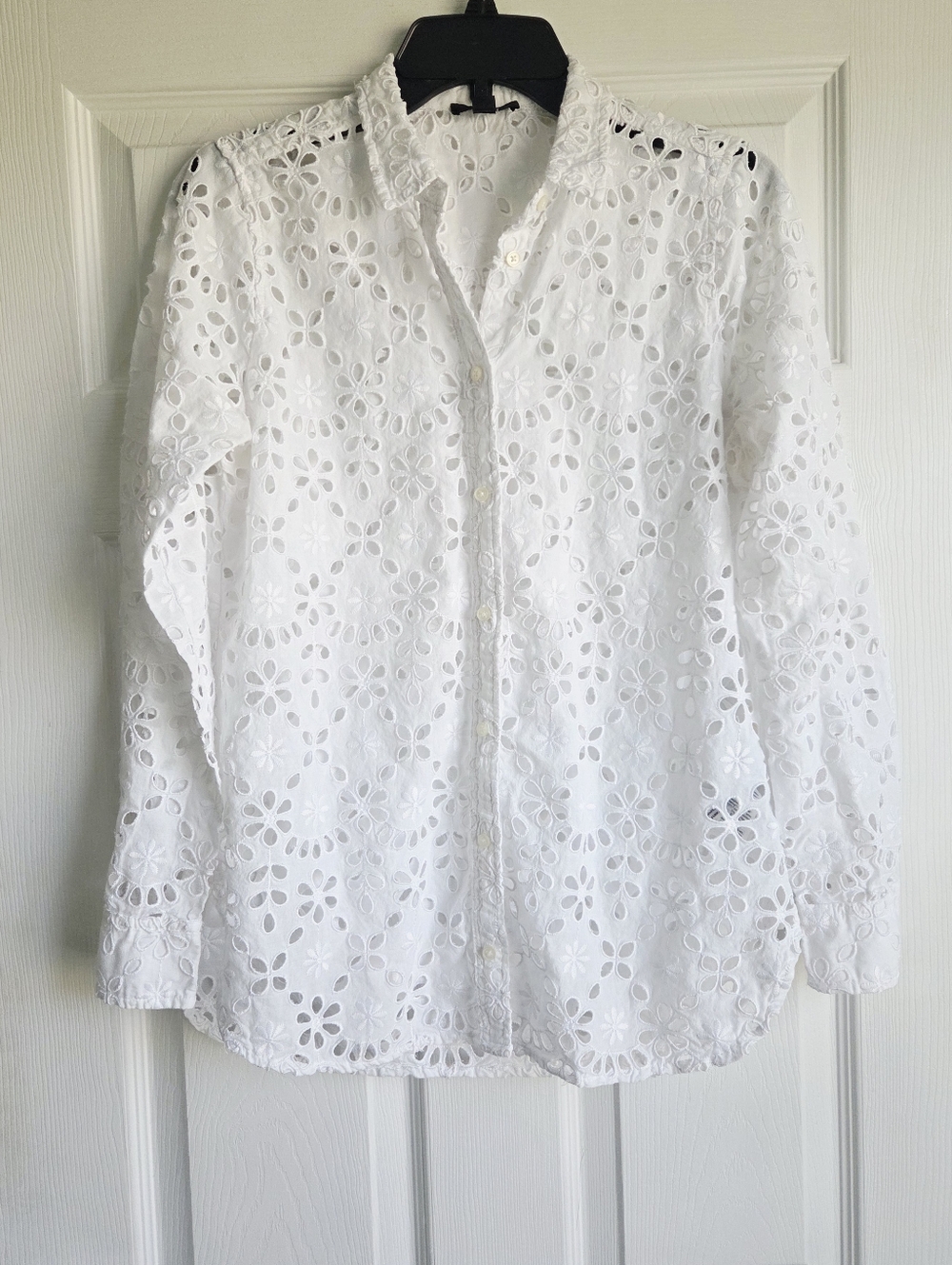J. Crew ✨️ White Eyelet Button-Down Women's Shirt Size 6